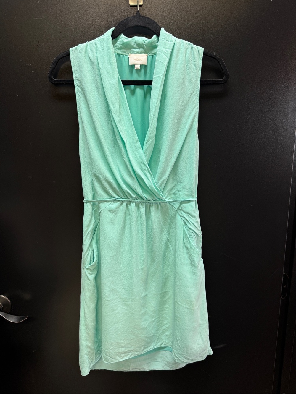 Wilfred 100% Silk Mint Green Sleeveless Cinched Waist Mini Dress